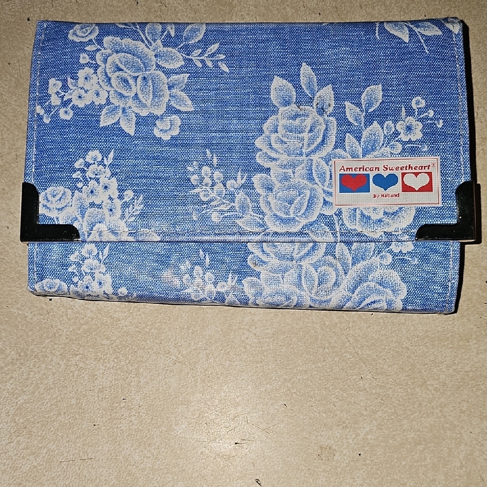 Haband Blue and White Floral Wallet